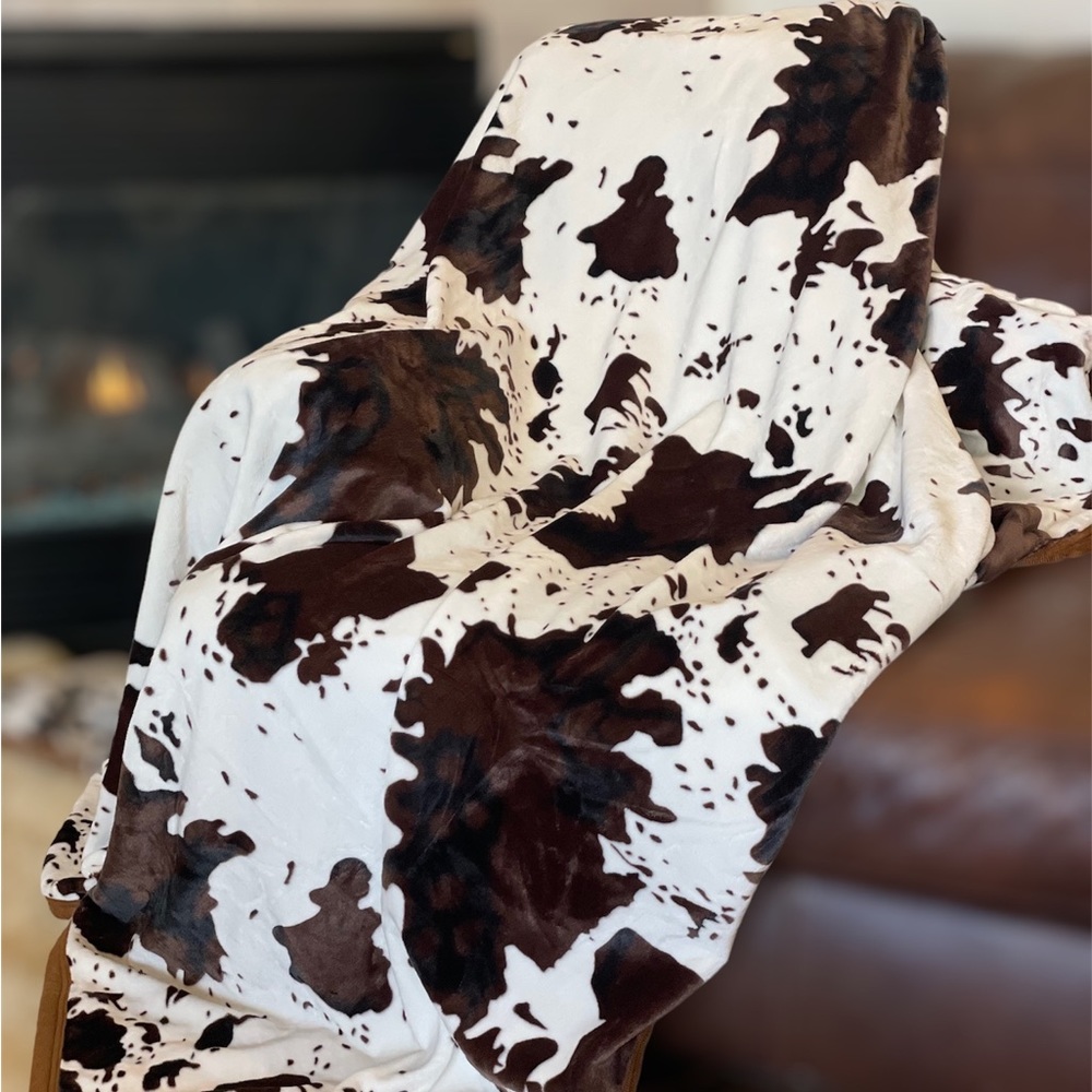 brand New King size soft flannel Blanket Cow Print thick Christmas special offer